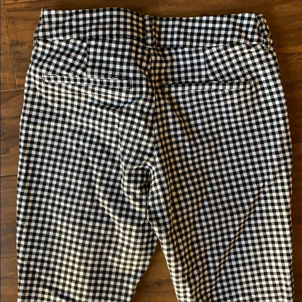 Old Navy checkered pixi pants - Picture 4 of 4